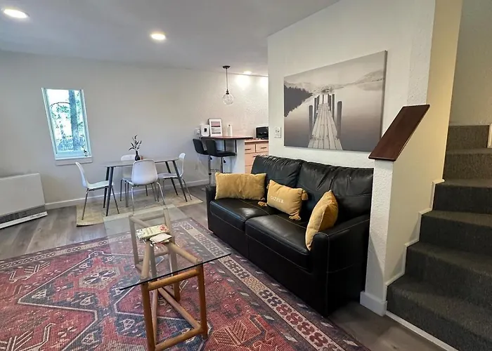 Cozy Alpine A-frame * Flagstaff
